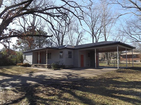 4th image of 1300 S Denver Ave
