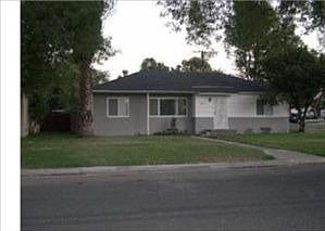 2nd image of 7894 Willow Ave