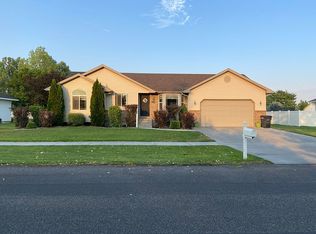 1117 S Newgate Dr, Ammon, ID 83406