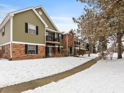1577 Raymond Dr APT 204, Naperville, IL, 60563