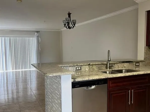 13815 Fairway Island Dr APT 1315, Orlando, FL 32837