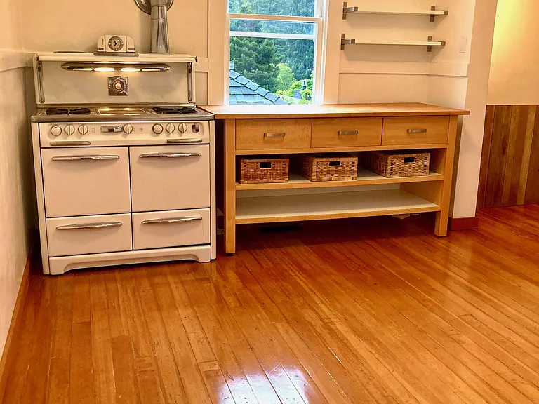 35 Madrona St — Photo 13