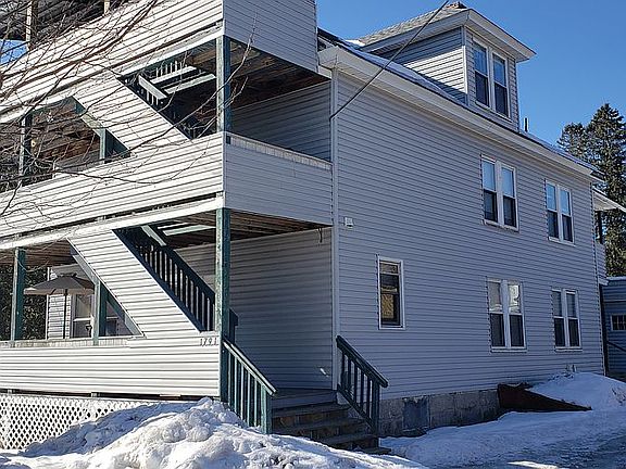 2nd image of 1791 Riverside Dr