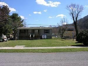 2nd image of 921 2nd Ave