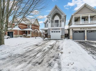 169 Harmer Dr, Clarington, ON L1B 1P9