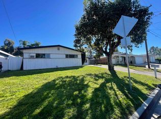 578 E Indian Rock Rd, Vista, CA 92084