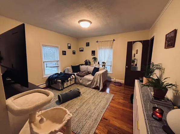 (undisclosed Address), Somerville, MA 02143