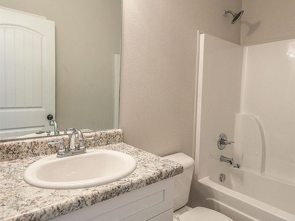 5th image of 205 Eastwoods Section #5-lot 205
