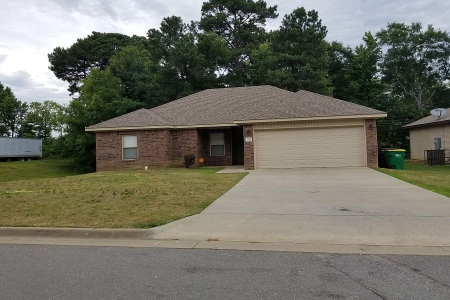 1st image of 7512 Royal Oaks Dr