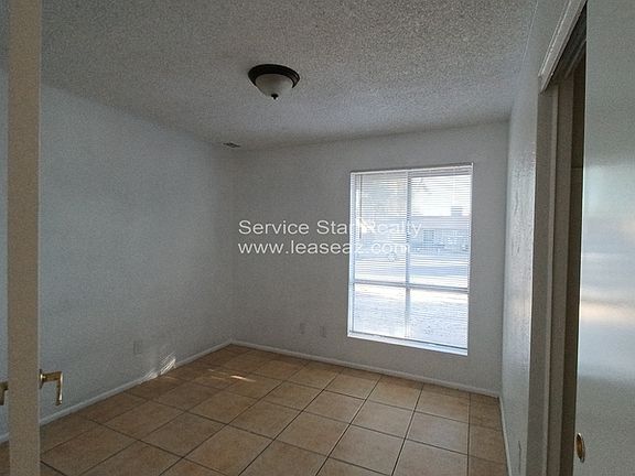 5th image of 8834 W Mulberry Dr