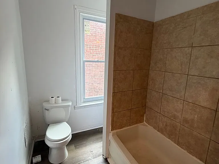 835 Linden Ave — Photo 17