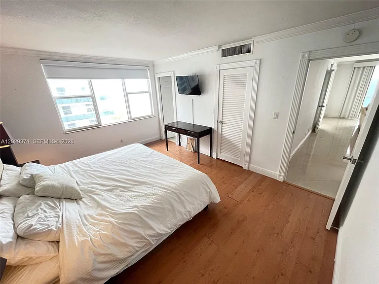 9195 Collins Ave #1001 — Photo 19