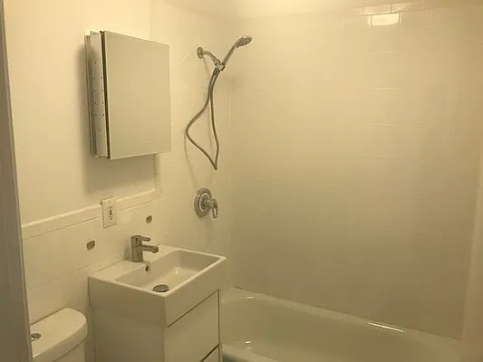 Rented by Owner | media 8