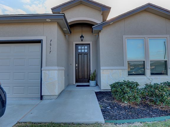 2nd image of 7517 Diamond Dr