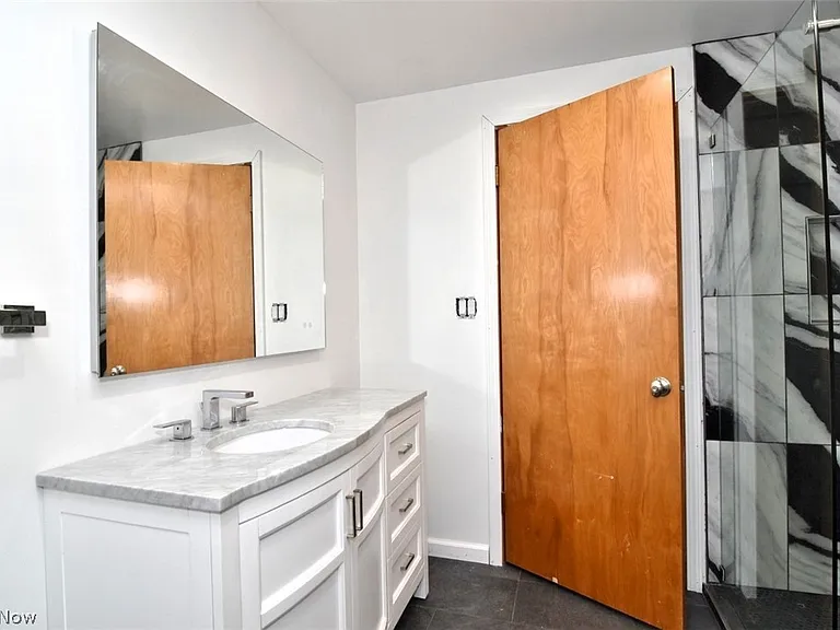 23310 Wendover Dr — Photo 27