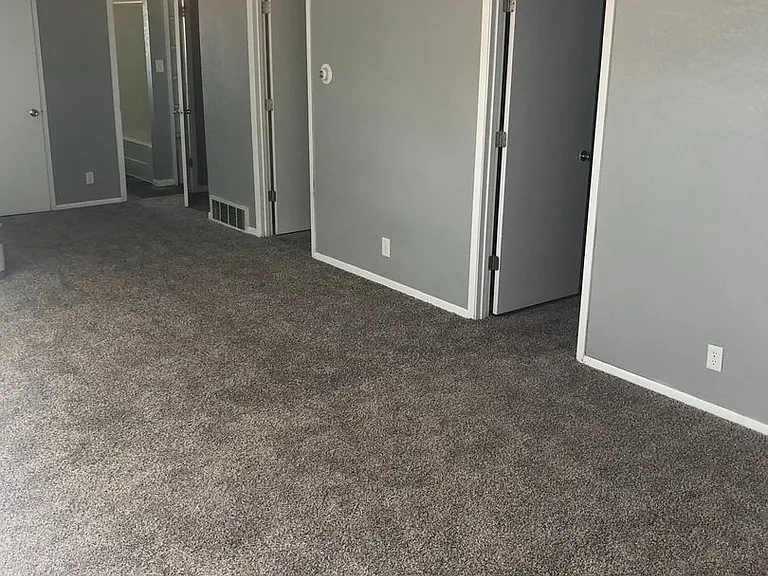 1 Oakland Ln NE — Photo 11