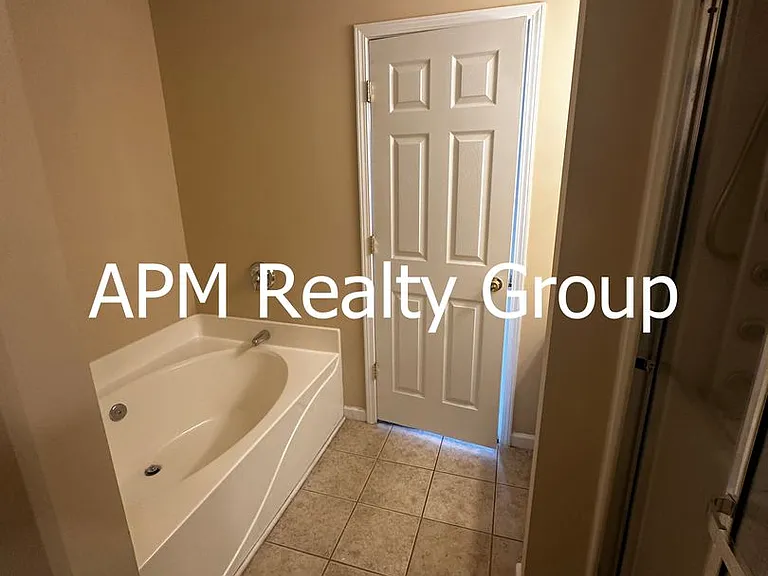 252 Bassett Loop — Photo 15