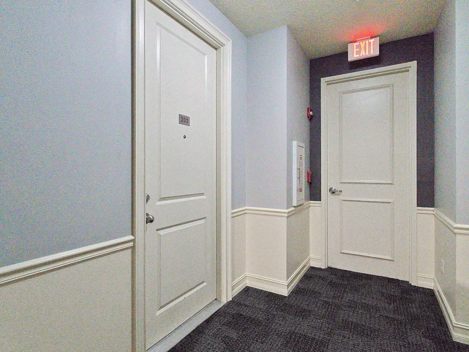 1st image of 12 SE 1st Avenue #202