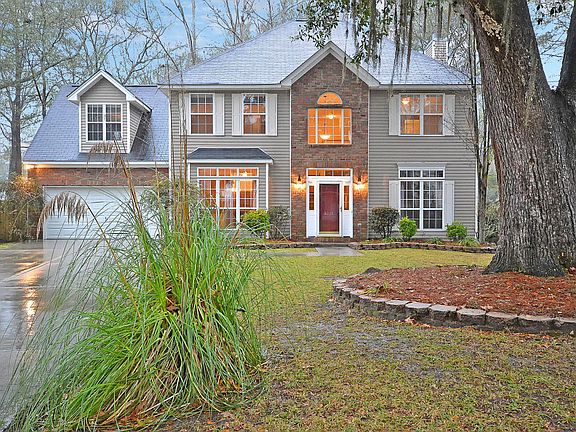 2nd image of 8713 Silvercreek Ln