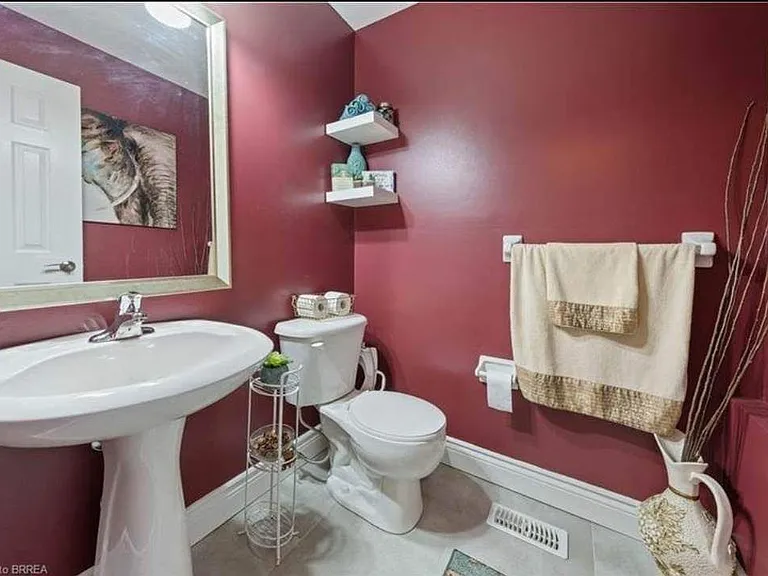83 Osborn Ave — Photo 11