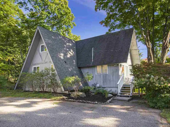 73 Harbor Ln, Harbor Springs, MI 49740