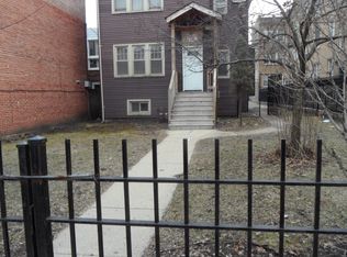 1621 W Greenleaf Ave, Chicago, IL 60626