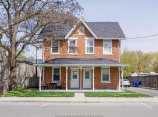 41 Adelaide St S, Chatham Kent, ON N7M 4R1