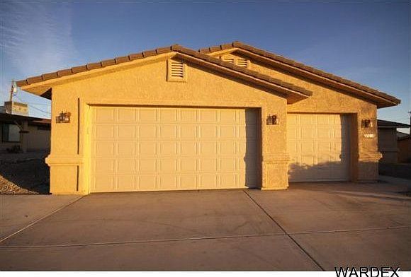 1st image of 2690 Tanglewood Dr