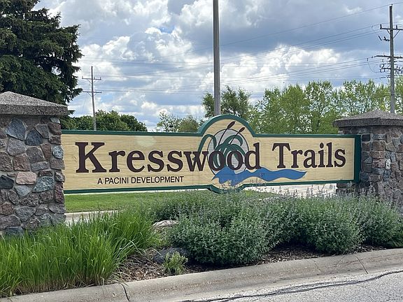3rd image of 544 Kresswood Dr #0