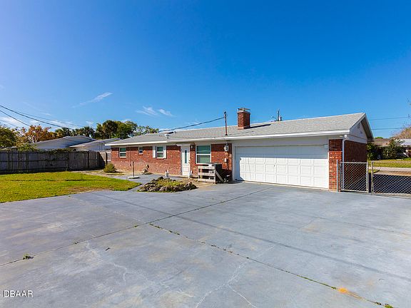 2nd image of 881 E Coquina Dr