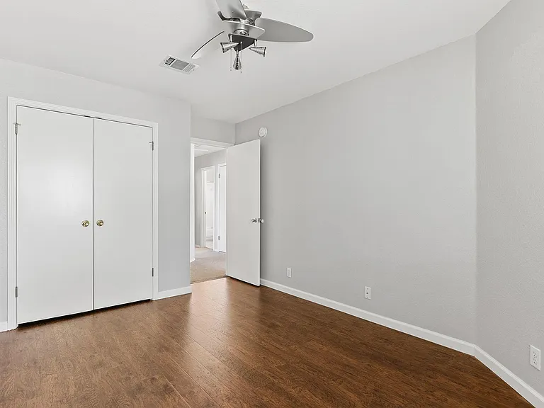 16802 Bailey Jean Dr — Photo 33