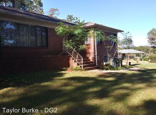 1860 Edgehill Dr, Bessemer, AL 35023