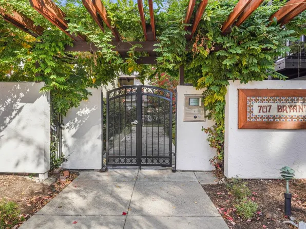707 Bryant St APT 208, Palo Alto, CA 94301