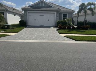 953 Crosswind Ave, Sarasota, FL 34240