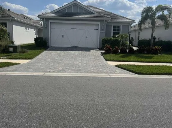 953 Crosswind Ave, Sarasota, FL 34240