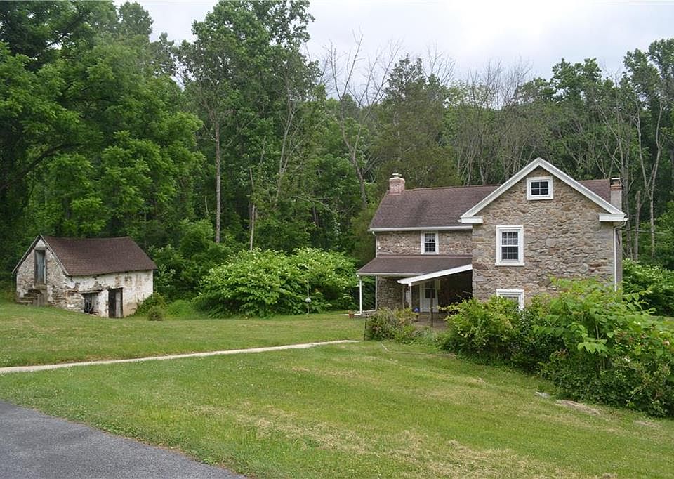 233 Longview Rd, Boyertown, PA 19512 Zillow