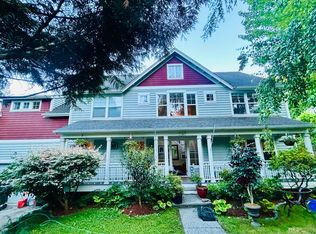 1163 Wing Point Way NE, Bainbridge Island, WA 98110