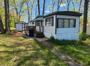 36 Fairway Dr, North Windham, CT 06256