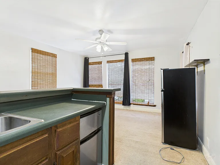 3006 Duval St #1 — Photo 6