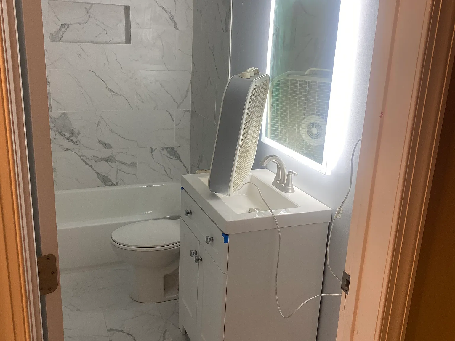 2 bed, 1000 sqft, $2,750 — Photo 3
