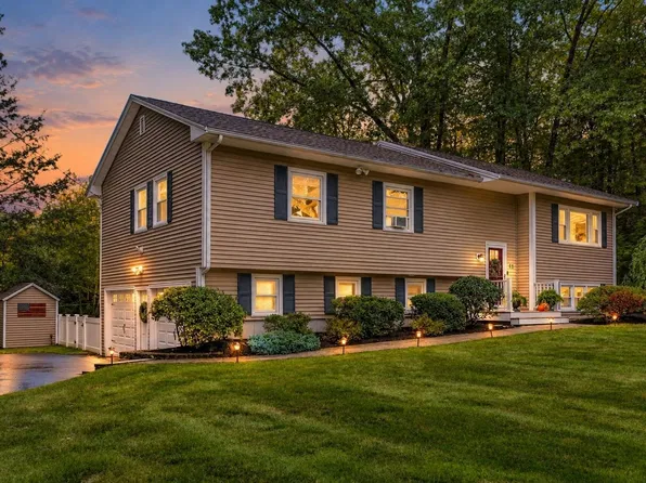 43 LANGDALE Drive, Hampton, NH 03842