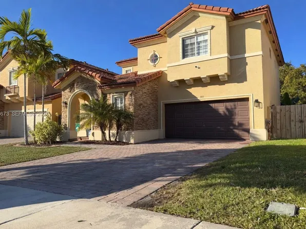 8815 SW 221st Ter, Cutler Bay, FL 33190