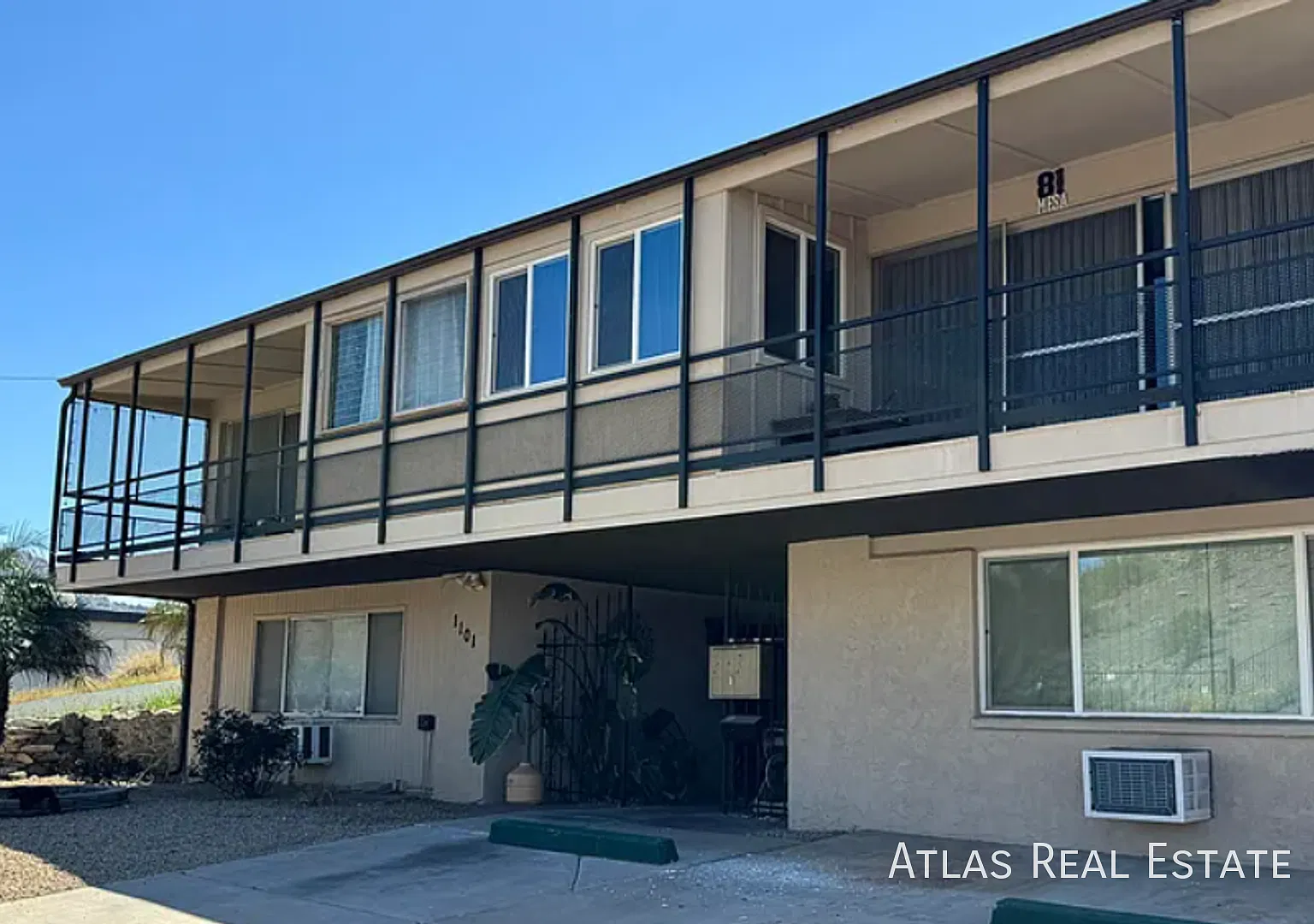 1 bed, 1.0 bath, 400 sqft, $875 — Photo 1