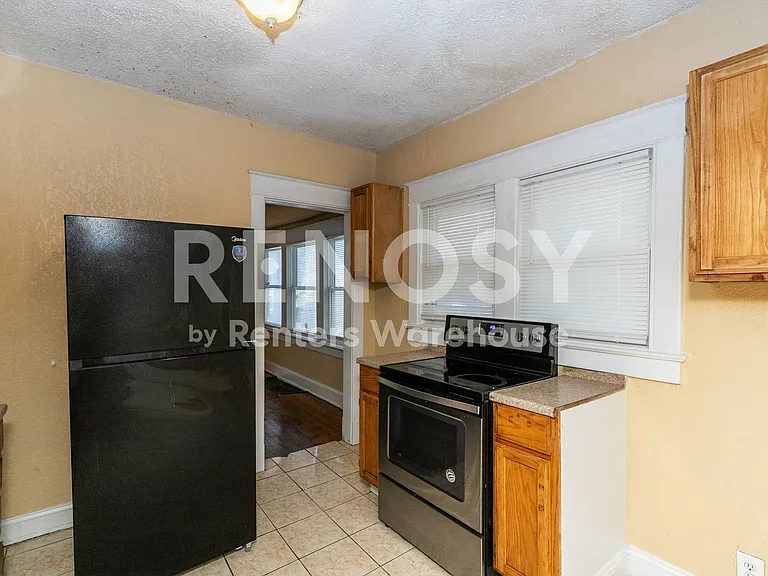 4038 Bellefontaine Ave — Photo 13