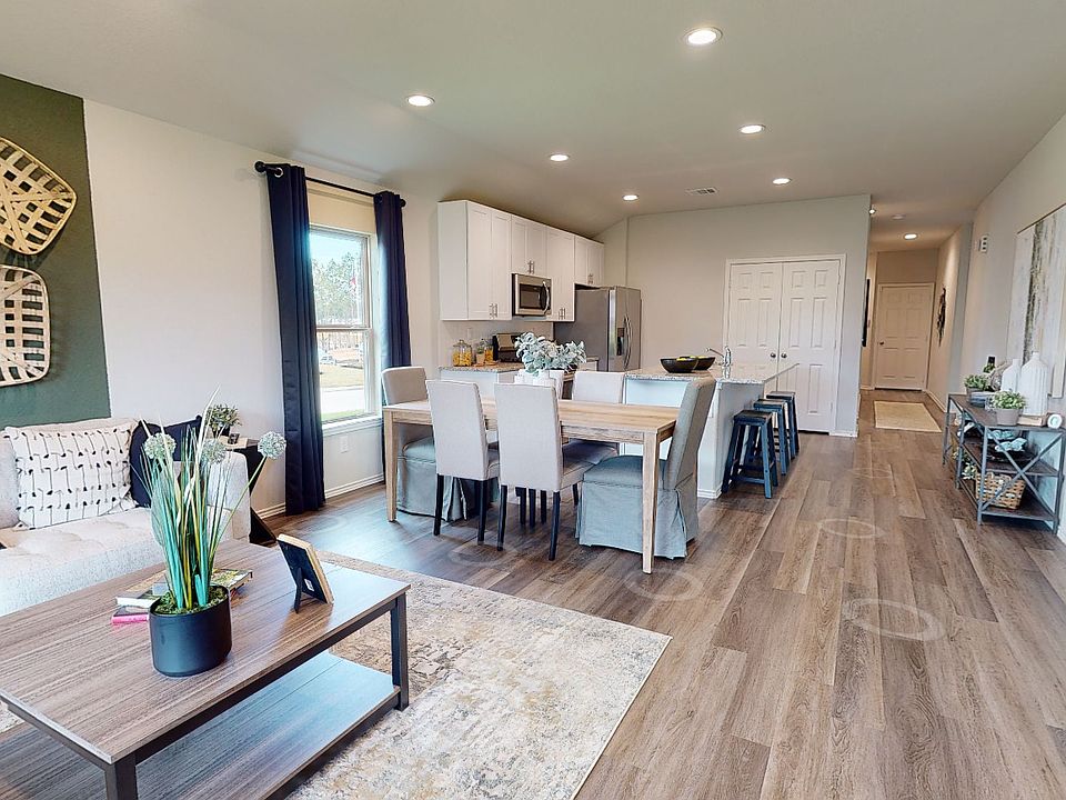 2nd image of 2063 Palmer Place
