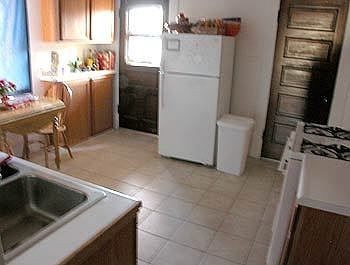 5th image of 141 E 12th Ave