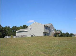 2966 River Ridge Ct, Dorr, MI 49323