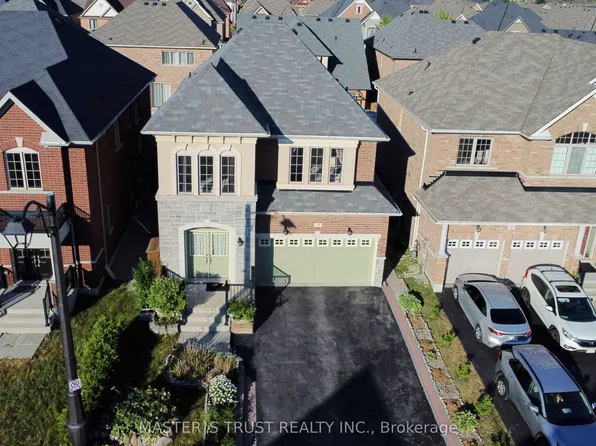 53 Kidd St, Bradford West Gwillimbury, ON L3Z 0V5