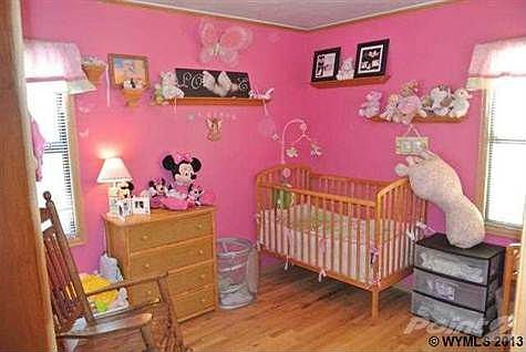 2nd image of 814 Young Ave