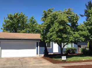 1036 56th St, Springfield, OR 97478